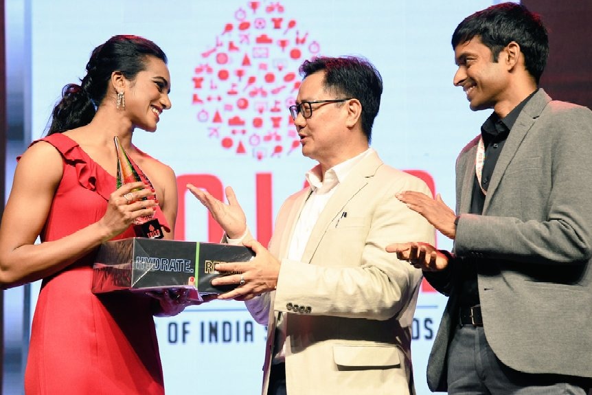 Badminton star PV Sindhu wins TOI sports award