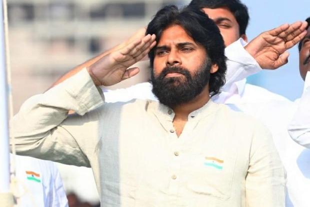 Pawn Kalyan responds on workers problems during lock down