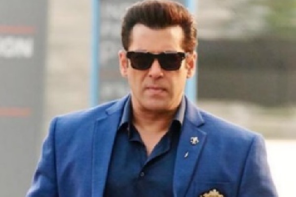 Salman Khans US and Canada event pushed ahead