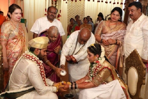 Nikhil Kumaraswamy wedding causes Karnataka government angry