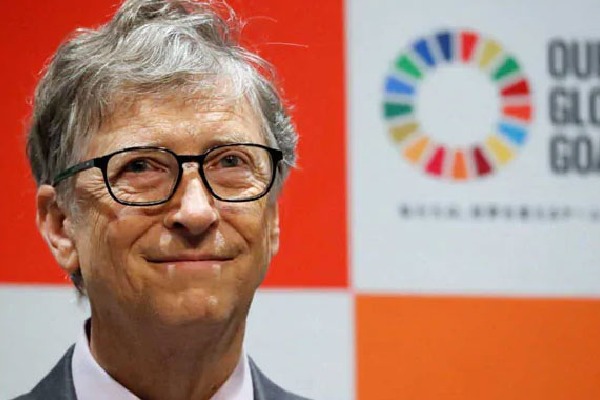Microsoft co founder Bill Gates leaves board
