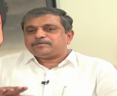 Sajjala comments on Chandrababu over IT raids