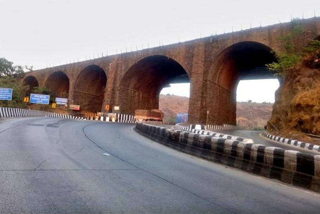 amrutanjan bridge in maharastra demolished today