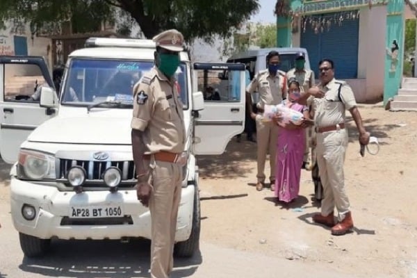 Kalyanadurgam Police Help to Mother