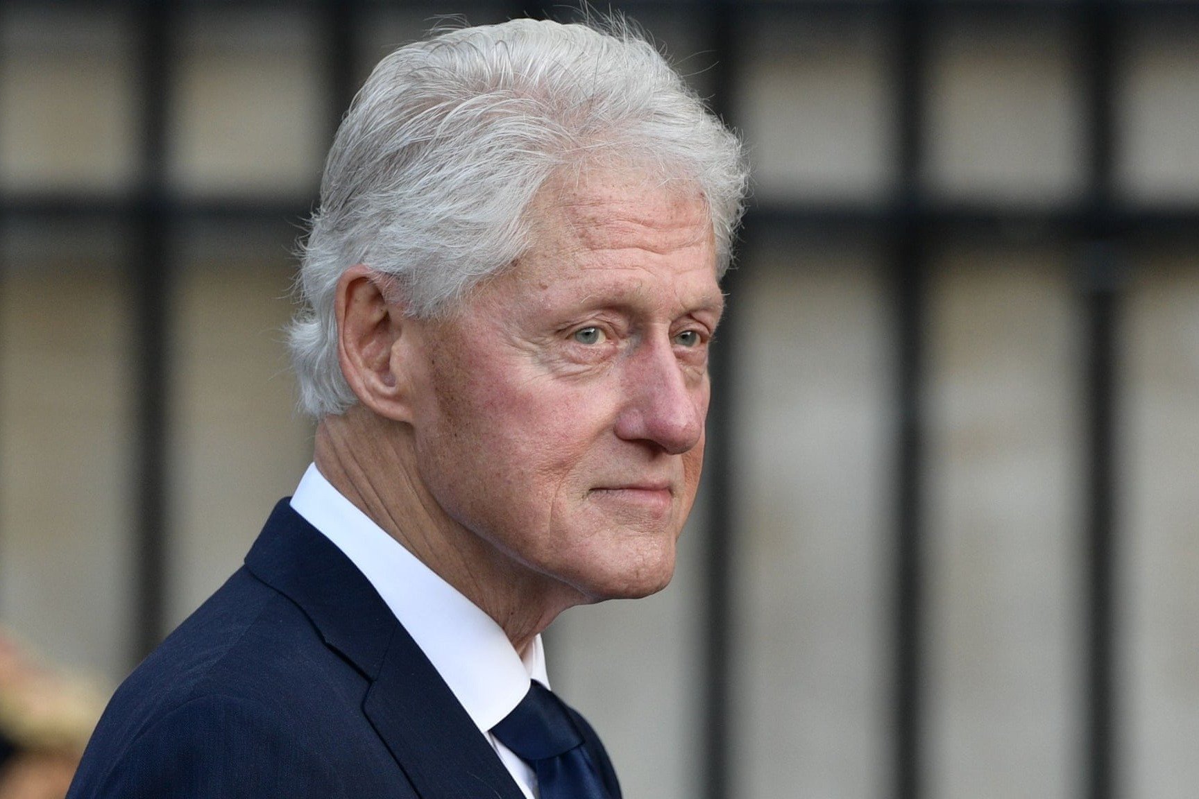  Monica Lewinsky affair was to manage anxiety Bill Clinton 