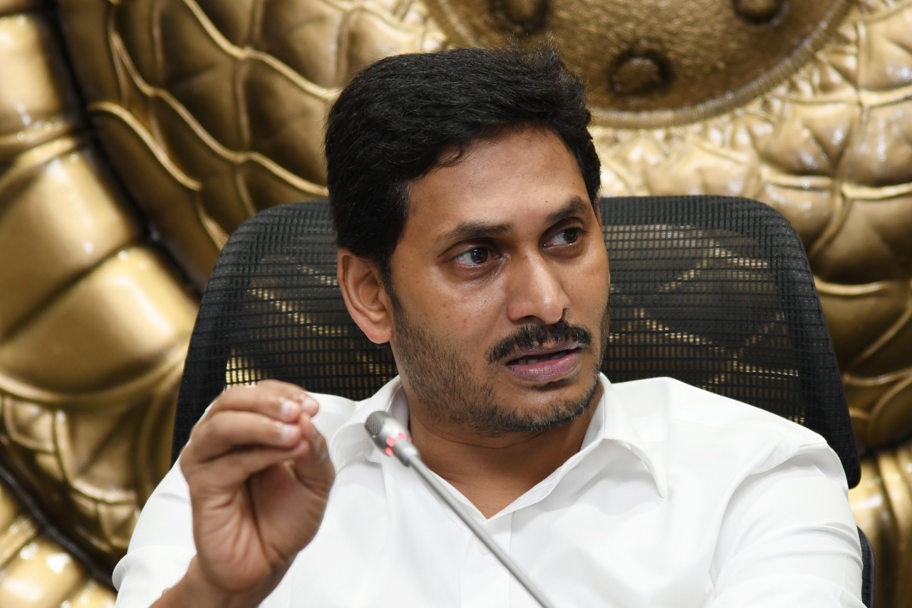allow those who are willing to go to quarantine says Jagan