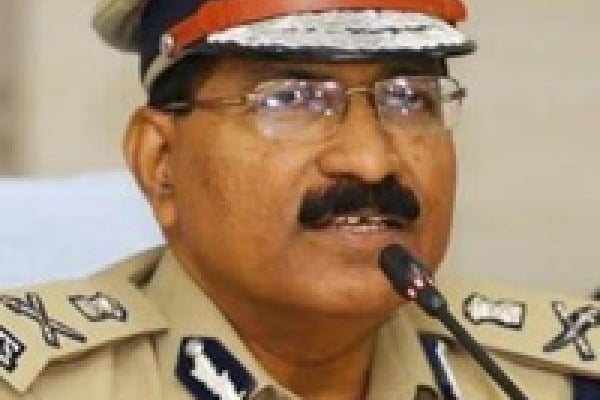 Telangana DGP Mahender Reddy Warns who attacks on Doctors