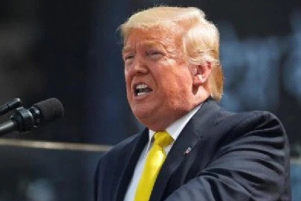 Trump reiterates corona as Chinese Virus despite China anger