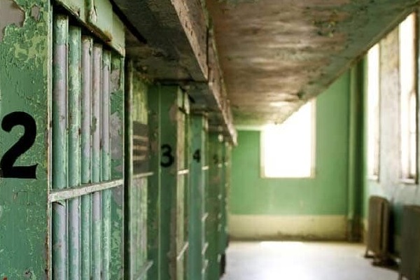 Kerala Jail Inmate Died after drink Sanitiser