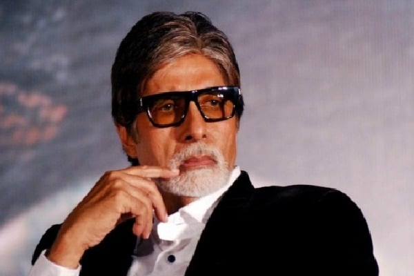  Amitabh Bachchan to provide monthly ration to 1 lakh daily wage workers