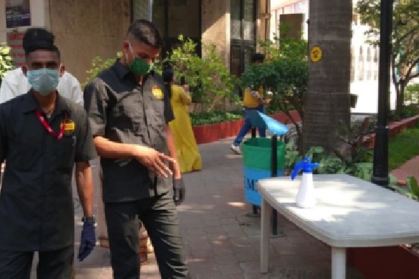 Mumbai ISCON Temple Using Cow Urine to Sanitise Hands