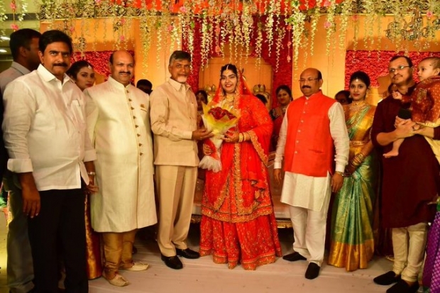 Chandrababu attends marriage at vijayawada 