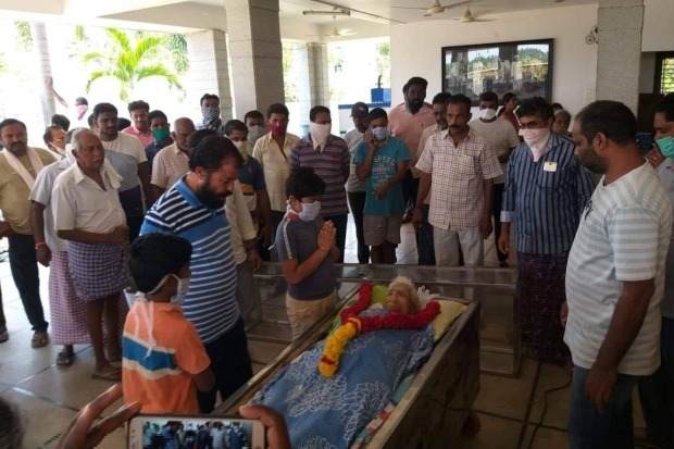 TDP leader Chintamaneni Prabhakars mother no more