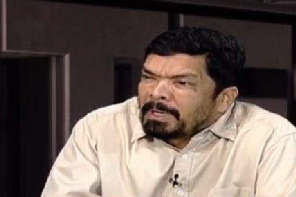 Posani Krishnamurali opines on CM Jagan