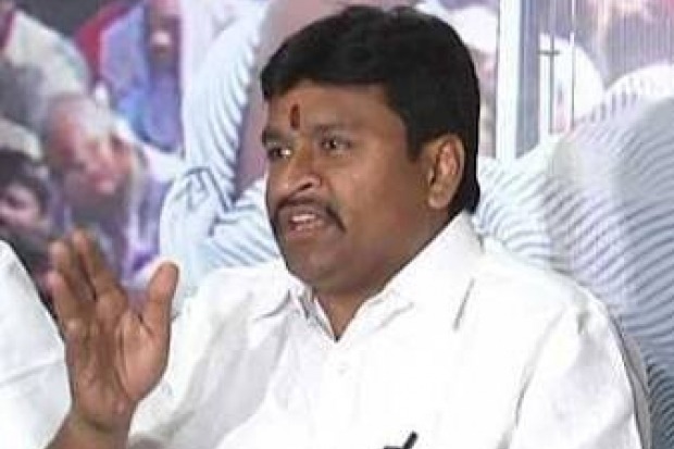 AP Minister Vellampalli tells government prepares food in temples for needy