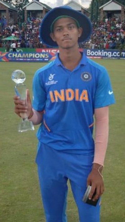 India future star Yashaswi Jaiswal breaks his trophy into pieces