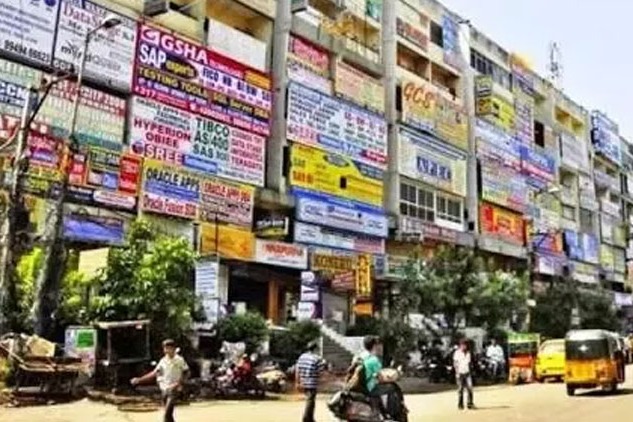 GHMC orders to close Hostels and Coaching centers in Ameerpet