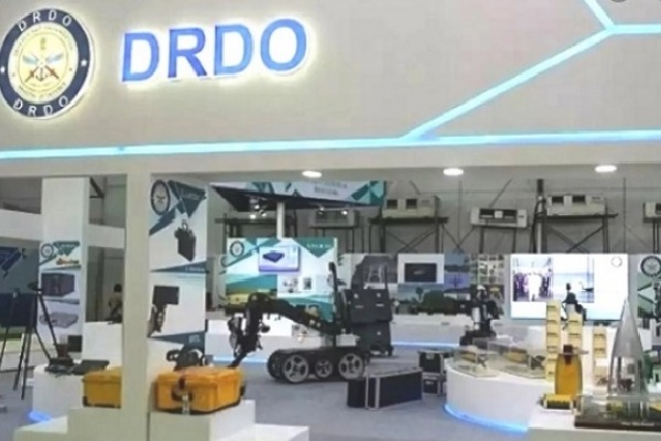 DRDO Lab Develops Contactless Sanitiser for Phones and Currency