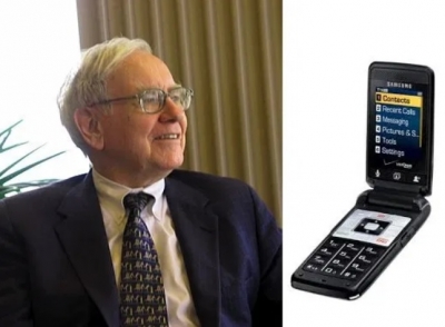 Warren Buffet Finally Gives Up on Flip Phone Switches to iPhone 11