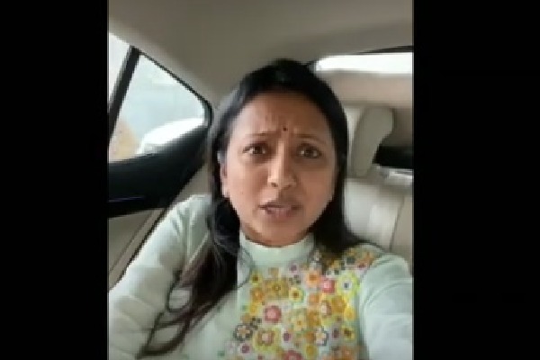 Anchor Suma funny take on without makeup passes a message