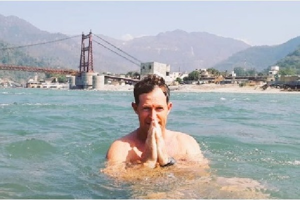 Jonty Rhodes Takes A Dip In The Ganges In Rishikesh
