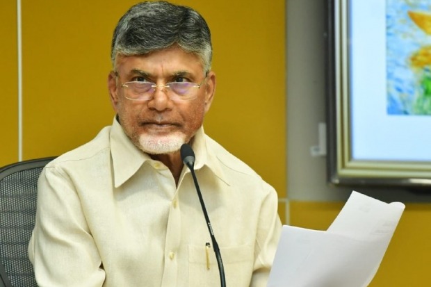 Chandrababu requests Centre to solve NRIs problems