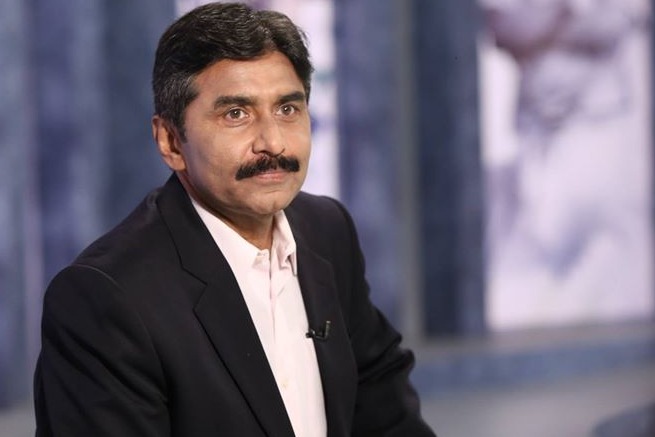 Pakistan cricket legend Javed Miandad says he was effected by an unknown virus