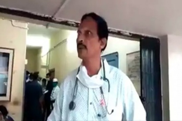 Narsipatnam doctor who gave controversial statement is suspended