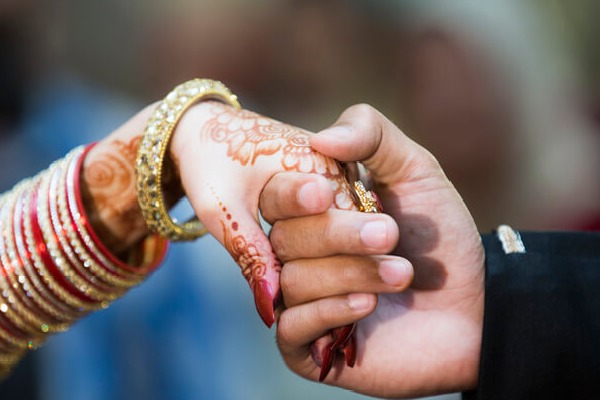A Hindu Bride Weds In Muslim Neighbourhood Amid Delhi Violence
