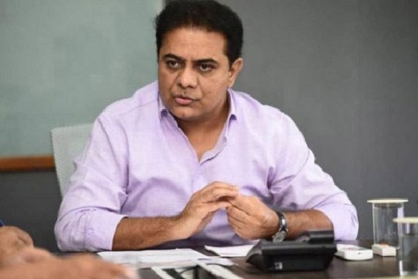Telangana Minister KTR responded to Migrant workers phone call
