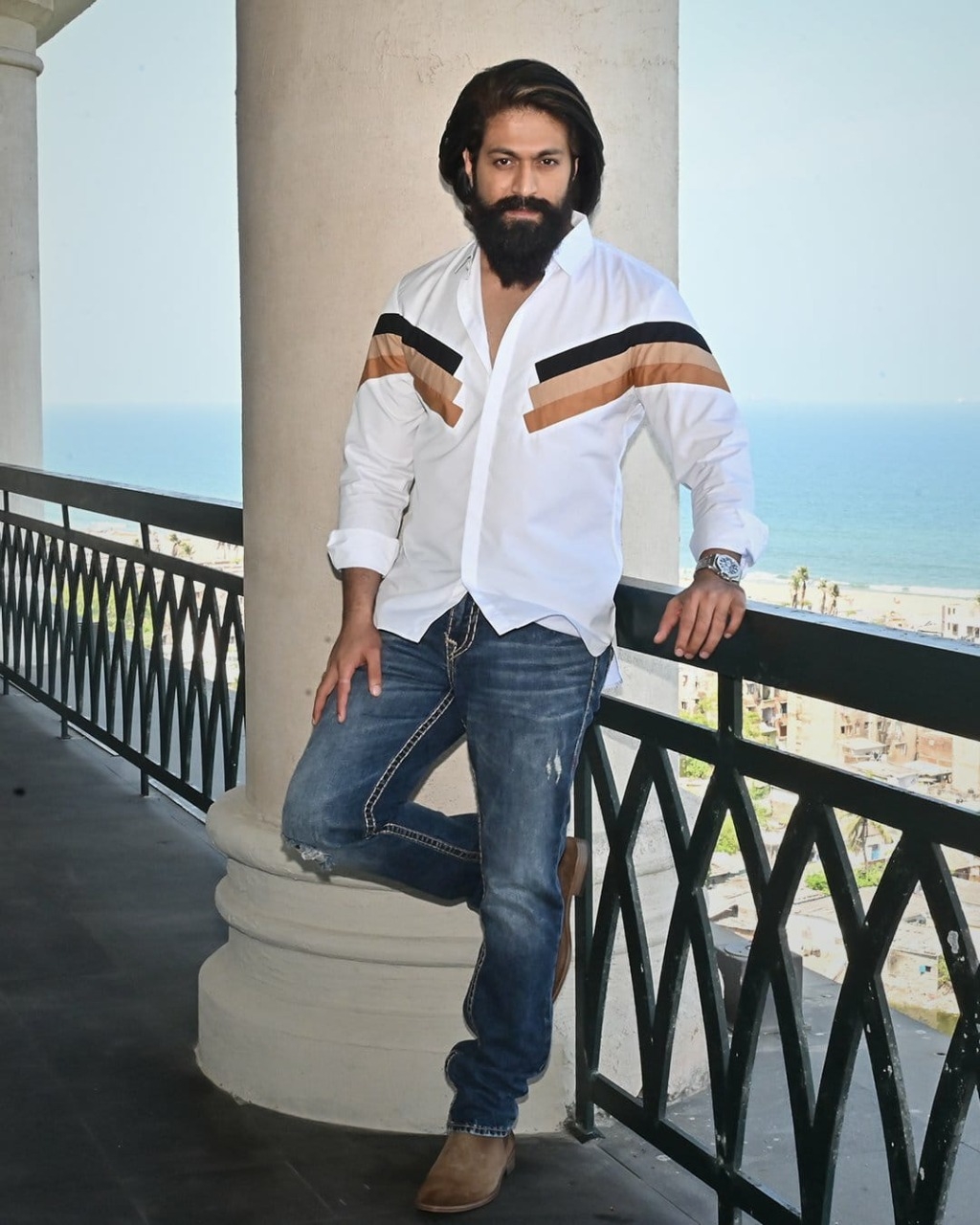 Tailors across the nation are offering Yash's Rocky Bhai-styled suits from ' KGF-2' | Telugu Movie News - Times of India