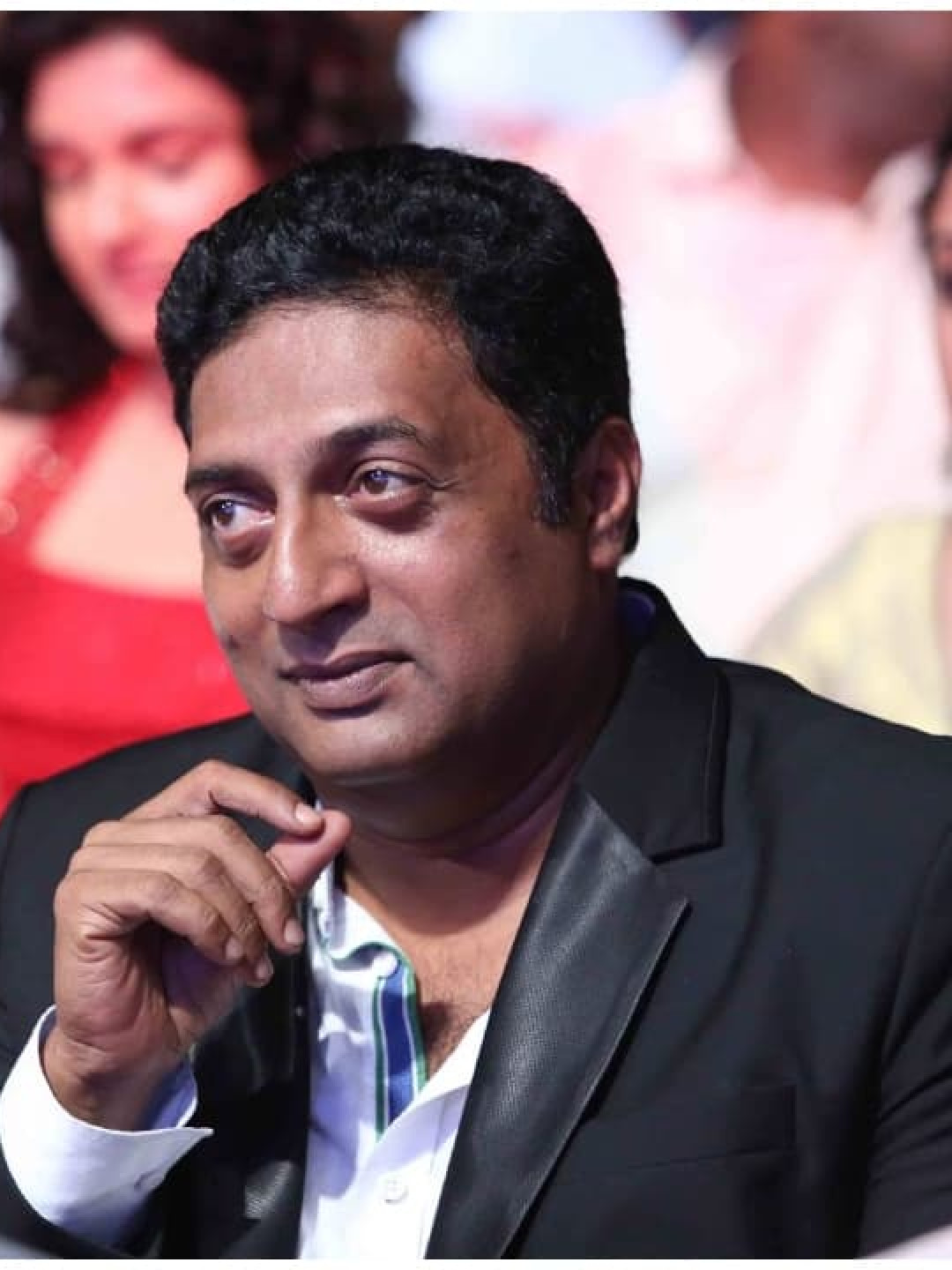 కర్ణాటకను కుదిపేసిన ధర్మస్థల కేసులో ప్రకాశ్ రాజ్ పేరు.. స్పందించిన నటుడు