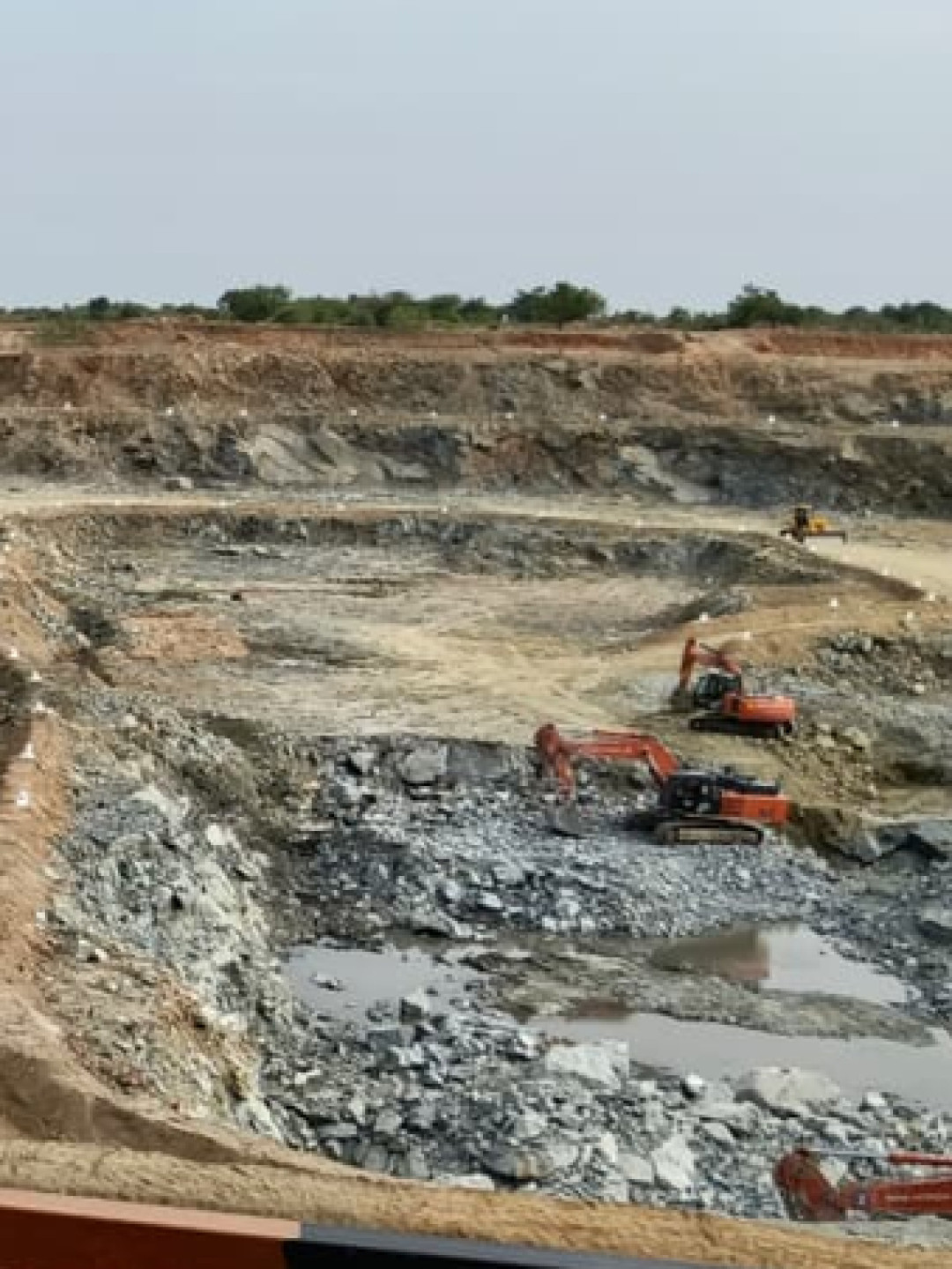 దేశంలోనే అతిపెద్ద ప్రైవేట్ గోల్డ్ మైన్ ఏపీలో ప్రారంభం