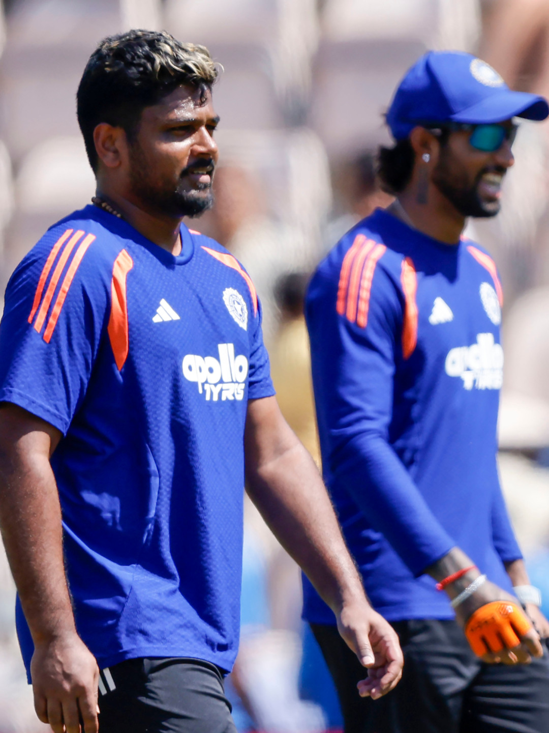 ఇంగ్లండ్‌తో చివరి టీ20... టీమిండియా బస్సు ట్రాఫిక్ లో చిక్కుకోవడంతో టాస్ ఆలస్యం