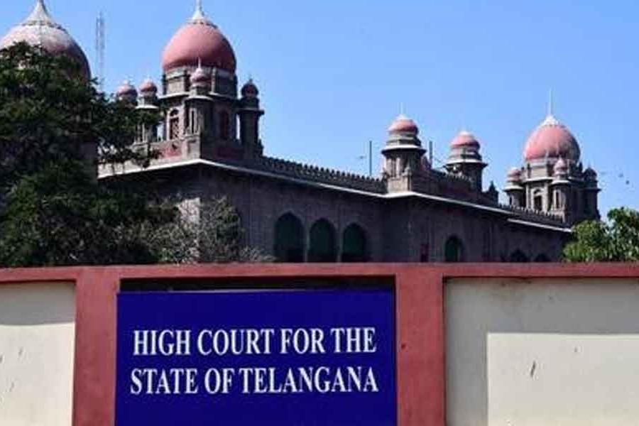 TS high court anger on govt on corona tests