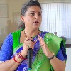 roja slams chandrababu