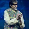 Big B shows fractured toes on sets of 'KBC 13'