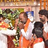 Bandi Sanjay offers prayers on completion of first leg of padyatra