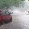 Heavy Rain interrupts Traffic in Hyderbad Bengaluru High way 