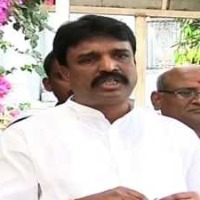 Akula Rajender resigns to Congress