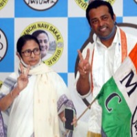 Leander Paes and Actor Nafisa Ali Joined Trinamool Congress