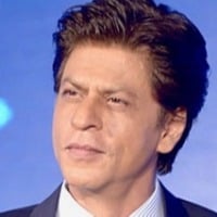 Bollywood Actor Shah Rukh went To Mumbai Jail for Aryan Release