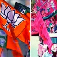BJP and TRS Workers Clashed in Hanamkonda