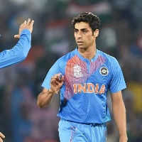Team India Ex Pacer Nehra Wants Bumrah To Be Next Captain