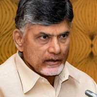 YSRCP doing illegal things to win elections says Chandrababu