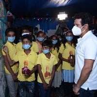 Sachin visits MP village, extends support to children's education