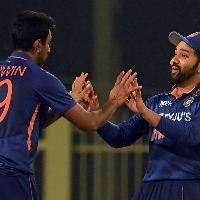 2nd T20I: India beat New Zealand by 7 wickets; take unassailable 2-0 series lead