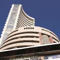 Sensex looses 1687 points