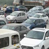 traffic jam on Hyderabad Vijayawada high way