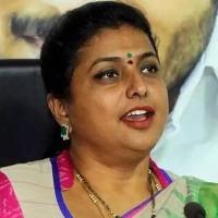 Roja wanted to become a doctor